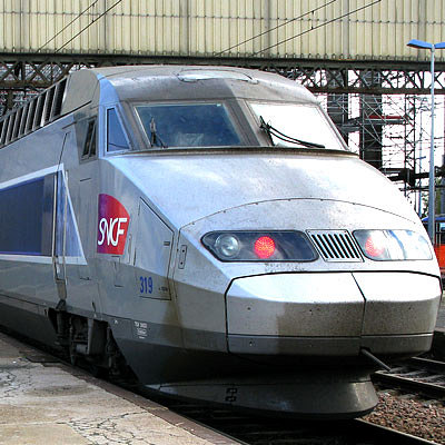 illustration de Paris - La Rochelle : suppression de liaisons TGV, Maxime Bono ragit !