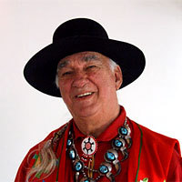 &copy; photo : ubacto - Max Gros Louis, Grand chef de la nation Huronne-Wendat, La Rochelle 2008 